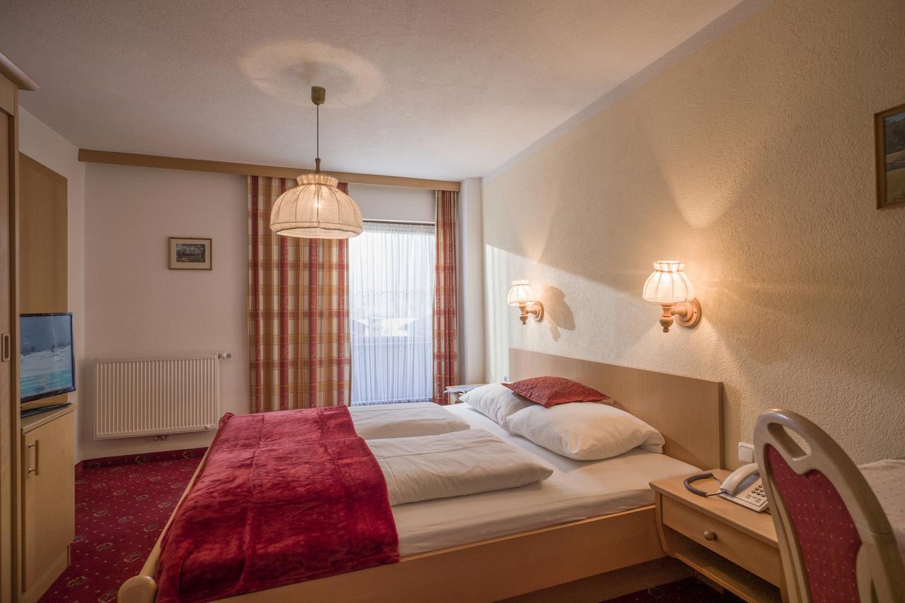 Walchenhof Hotel Mayrhofen Buitenkant foto